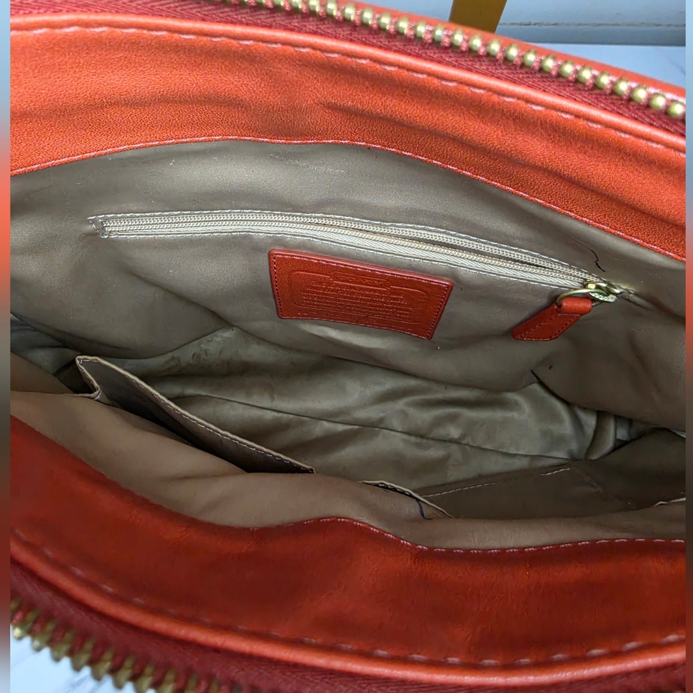 Coach Tan Signature Canvas Shoulder Bag with Brown Leather Trim - Picture 5 of 6